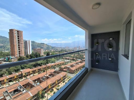 Apartamento de 2 alcobas en arriendo en Suramérica, La Estrella, 66 m² · foto 8 de 24