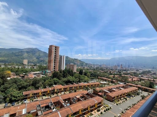 Apartamento de 2 alcobas en arriendo en Suramérica, La Estrella, 66 m² · foto 9 de 24