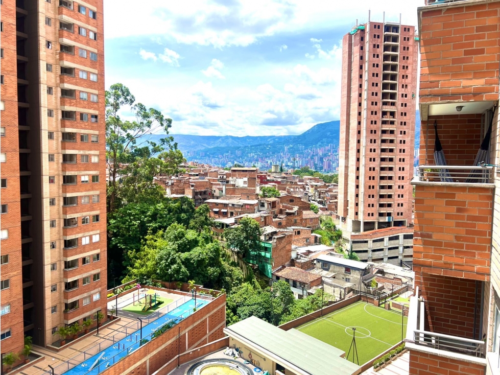 Apartamento en venta en Las Acacias, Itagüí · foto 2 de 8