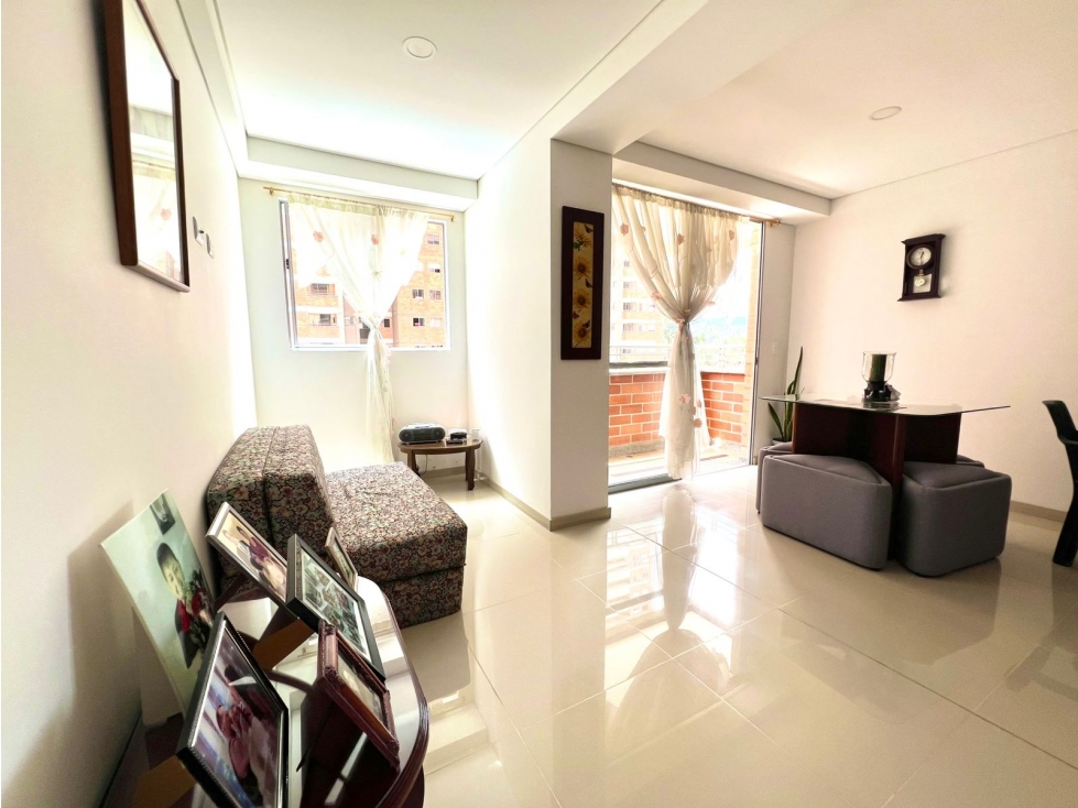 Apartamento en venta en Las Acacias, Itagüí · foto 5 de 8