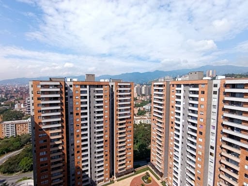 Apartamento de 3 alcobas en arriendo en San German, Medellín, 77 m² · foto 4 de 13
