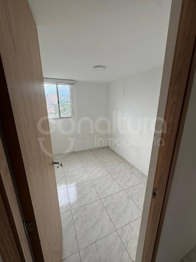 Apartamento en venta en San Antonio De Prado, Medellín · foto 5 de 11