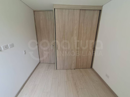 Apartamento en arriendo en Loma De San Jose, Sabaneta · foto 7 de 20