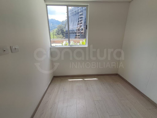 Apartamento en arriendo en Loma De San Jose, Sabaneta · foto 12 de 20