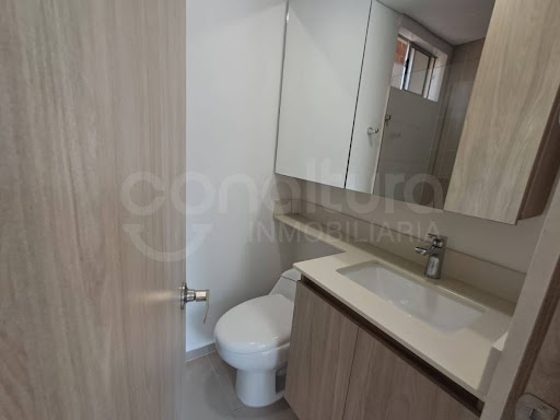 Apartamento en arriendo en Loma De San Jose, Sabaneta · foto 17 de 20