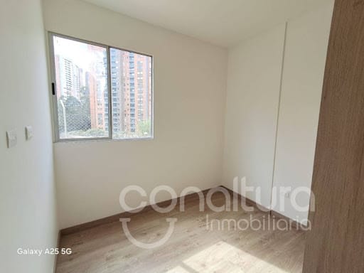 Apartamento de 3 alcobas en venta en San Jose, Sabaneta, 55 m² · foto 10 de 16