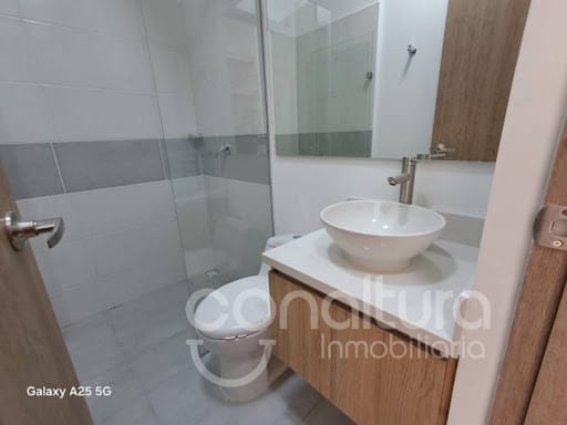 Apartamento de 3 alcobas en venta en San Jose, Sabaneta, 55 m² · foto 12 de 16