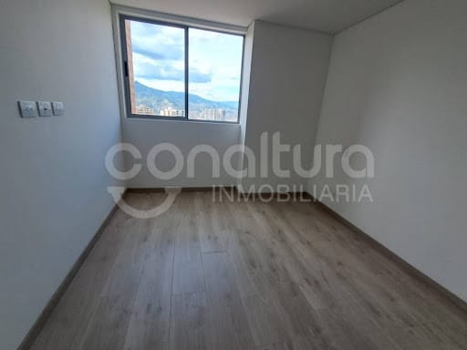 Apartamento de 3 alcobas en arriendo en Loma De San Jose, Sabaneta, 68 m² · foto 7 de 16