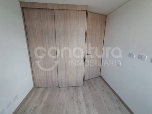 Apartamento de 3 alcobas en arriendo en Loma De San Jose, Sabaneta, 68 m² · foto 10 de 16