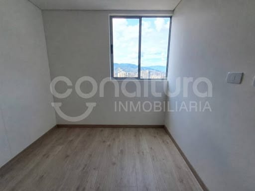 Apartamento de 3 alcobas en arriendo en Loma De San Jose, Sabaneta, 68 m² · foto 12 de 16