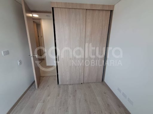 Apartamento de 3 alcobas en arriendo en Loma De San Jose, Sabaneta, 68 m² · foto 14 de 16
