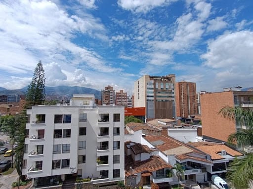 Apartamento de 3 alcobas en arriendo en El Velódromo, Medellín, 110 m² · foto 3 de 14