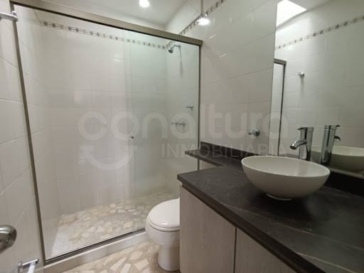 Apartamento de 3 alcobas en arriendo en El Velódromo, Medellín, 110 m² · foto 9 de 14