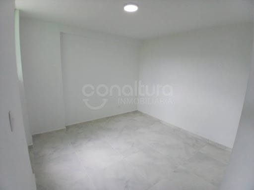 Apartamento de 3 alcobas en venta en Cabecera San Antonio De Prado, Medellín, 52 m² · foto 7 de 15