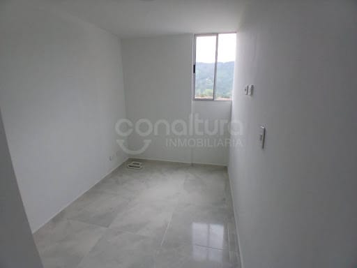 Apartamento de 3 alcobas en venta en Cabecera San Antonio De Prado, Medellín, 52 m² · foto 8 de 15