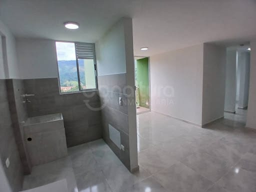 Apartamento de 3 alcobas en venta en Cabecera San Antonio De Prado, Medellín, 52 m² · foto 11 de 15