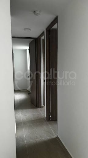 Apartamento de 3 alcobas en venta en San Antonio De Prado, Medellín, 52 m² · foto 6 de 10