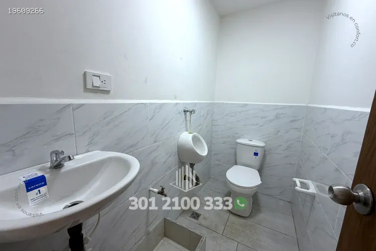 Local en arriendo en El Poblado, Medellín, 130 m² · foto 16 de 18