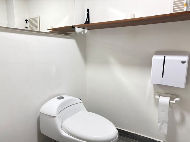Local en arriendo en El Poblado, Medellín, 200 m² · foto 19 de 19