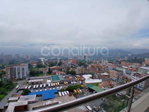 Apartamento de 2 alcobas en venta en Toledo, La Estrella, 67 m² · foto 5 de 11
