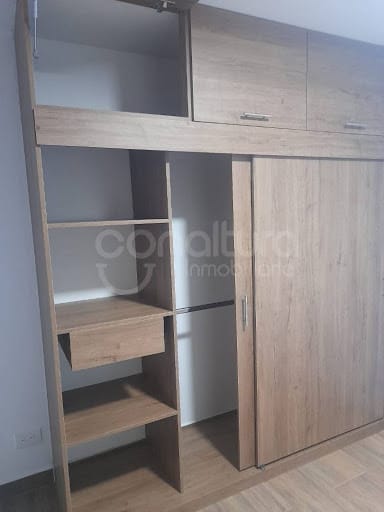 Apartamento de 3 alcobas en venta en Cabecera San Antonio De Prado, Medellín, 52 m² · foto 6 de 10