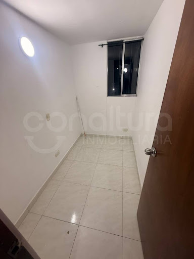 Apartamento en venta en San Antonio De Prado, Medellín · foto 9 de 14