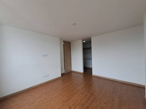 Apartamento en venta en Suramérica, La Estrella · foto 8 de 18