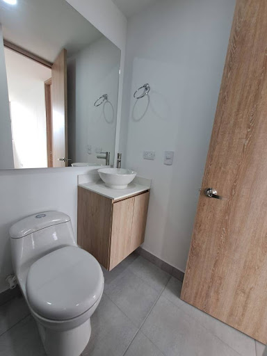 Apartamento en venta en Suramérica, La Estrella · foto 12 de 18