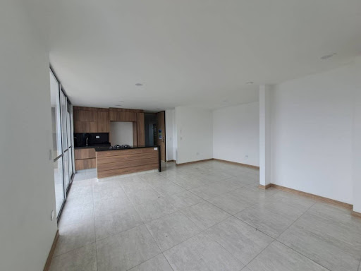 Apartamento en venta en Suramérica, La Estrella · foto 15 de 18