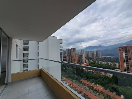 Apartamento en venta en Suramérica, La Estrella · foto 17 de 18