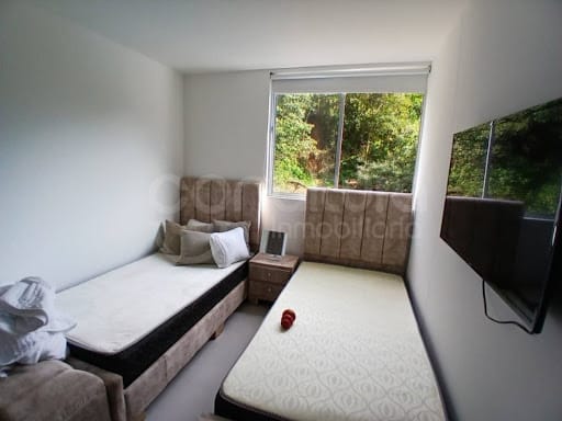 Apartamento de 3 alcobas en venta en Asdesillas, Sabaneta, 66 m² · foto 9 de 14