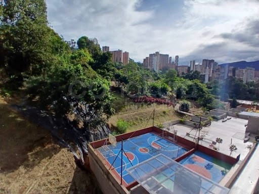 Apartamento de 3 alcobas en venta en Asdesillas, Sabaneta, 66 m² · foto 14 de 14