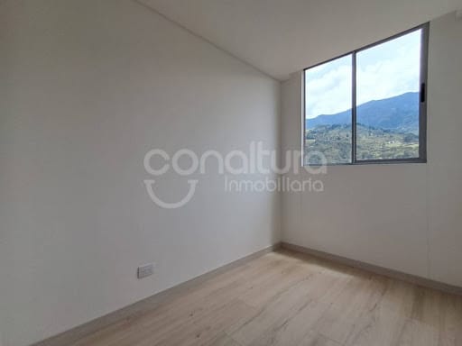 Apartamento de 3 alcobas en arriendo en La Aldea, Medellín, 64 m² · foto 11 de 13