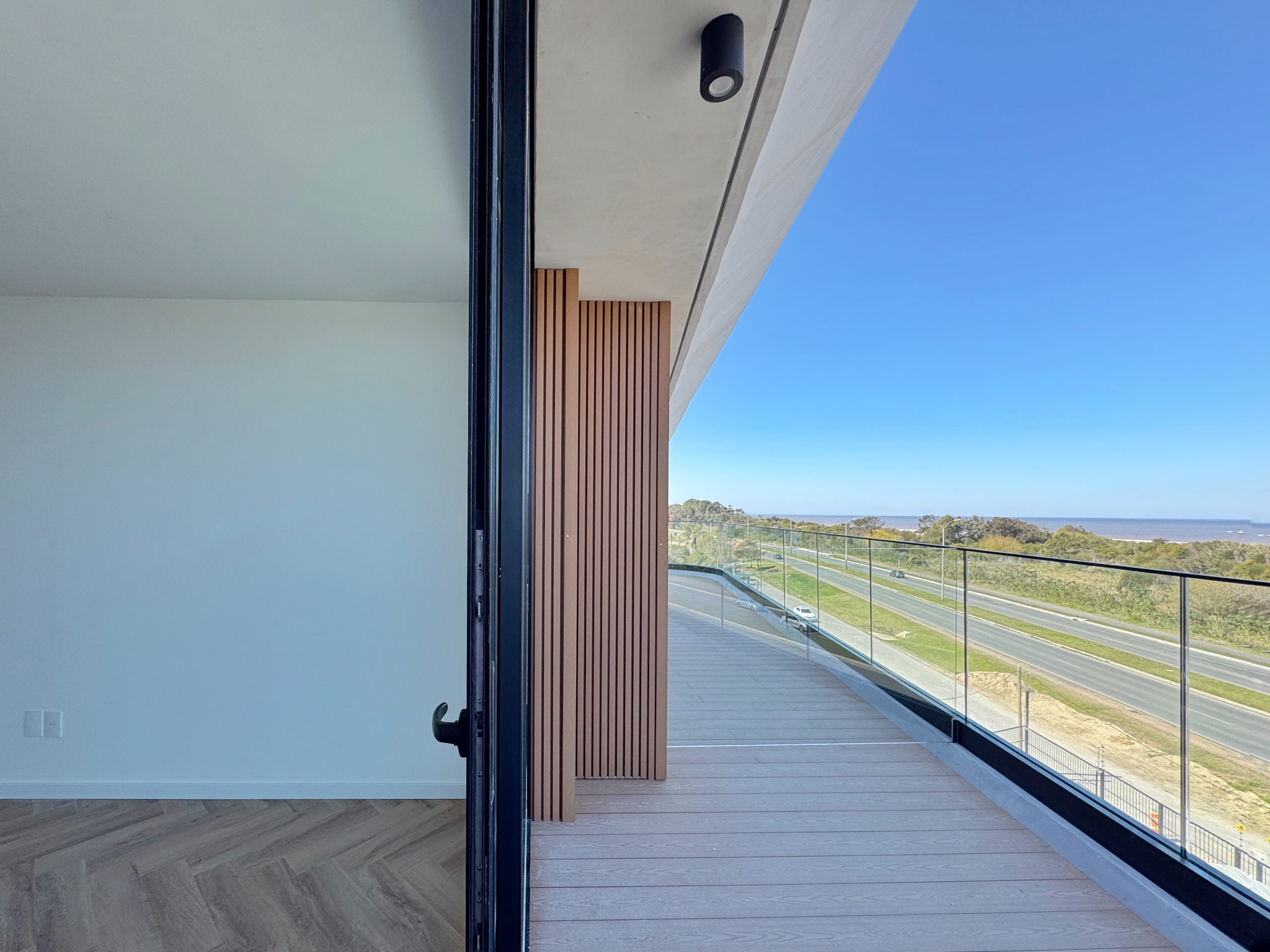 Apartamento De 3 Dormitorios En Alquiler En Barra De Carrasco - Unidad 405A - Costanera Village · Foto 8