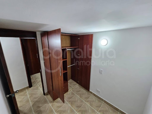 Apartamento en venta en San Antonio De Prado, Medellín · foto 13 de 16