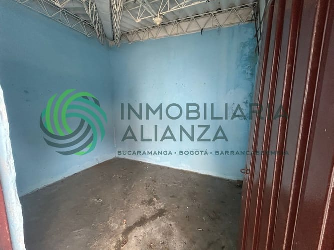 Casa de 7 alcobas en venta en Comuneros, Bucaramanga, 280 m² · foto 16 de 22
