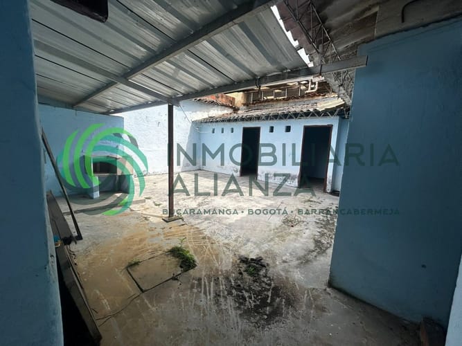 Casa de 7 alcobas en venta en Comuneros, Bucaramanga, 280 m² · foto 19 de 22