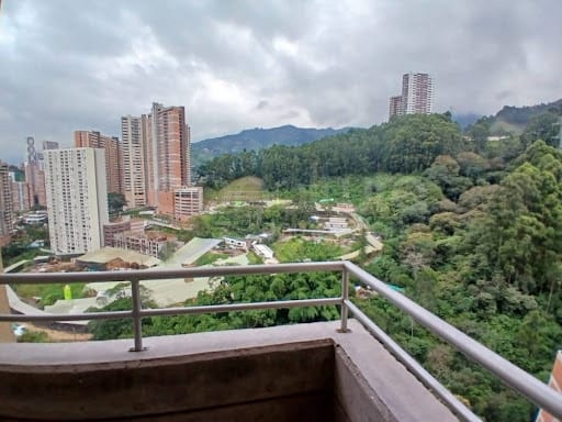 Apartamento de 3 alcobas en venta en San Jose, Sabaneta, 55 m² · foto 15 de 16