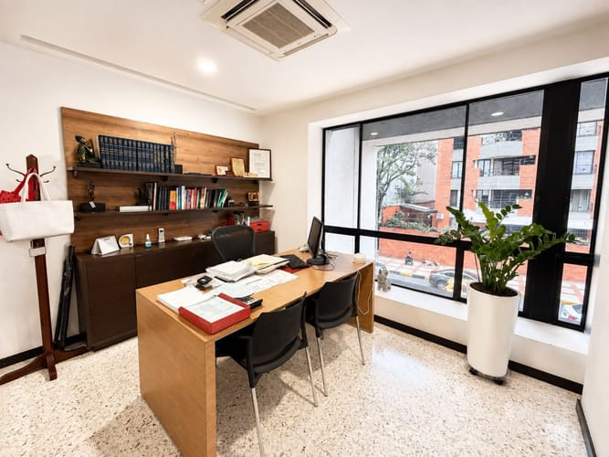 Oficina en venta en Centenario, Cali, 156 m² · foto 6 de 16