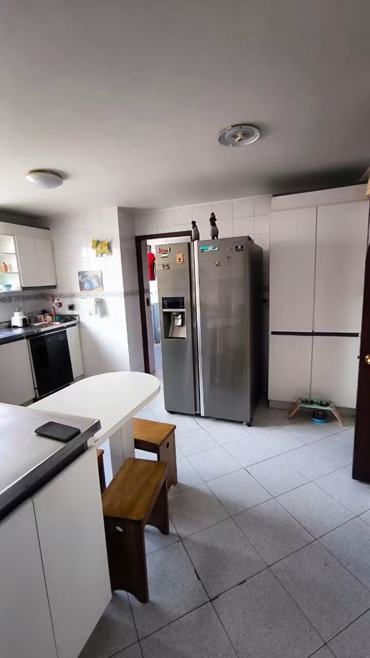 Apartamento en venta en Chicó Navarra, Bogotá · foto 18 de 24
