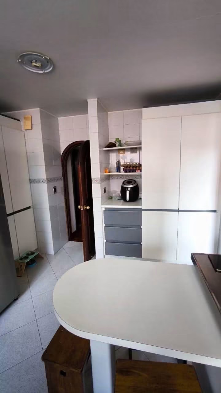 Apartamento en venta en Chicó Navarra, Bogotá · foto 19 de 24