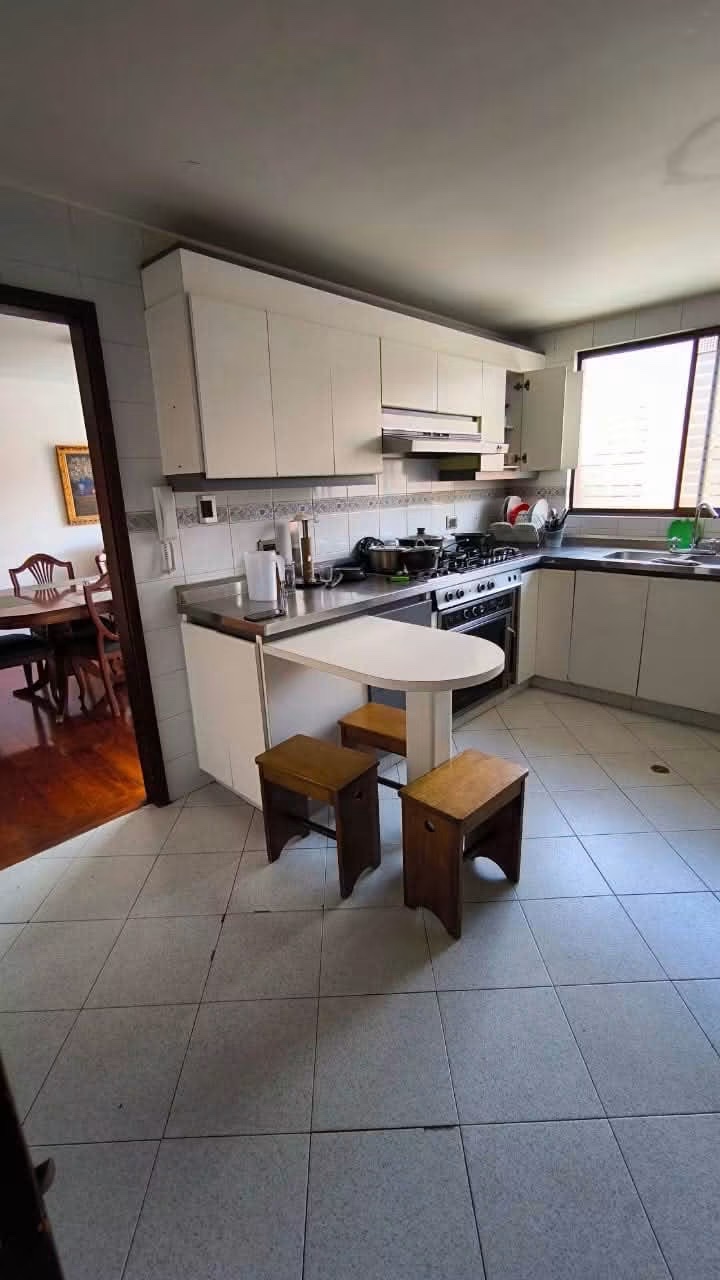 Apartamento en venta en Chicó Navarra, Bogotá · foto 17 de 24