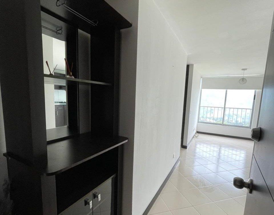 Apartamento en venta en San Antonio De Prado, La Estrella · foto 3 de 12