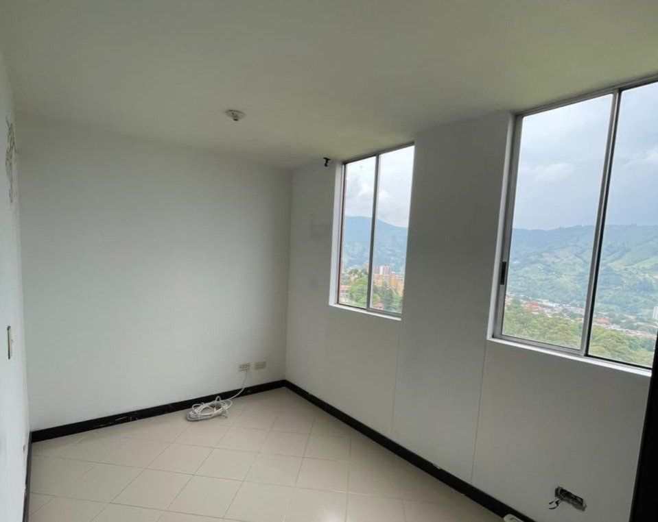 Apartamento en venta en San Antonio De Prado, La Estrella · foto 7 de 12