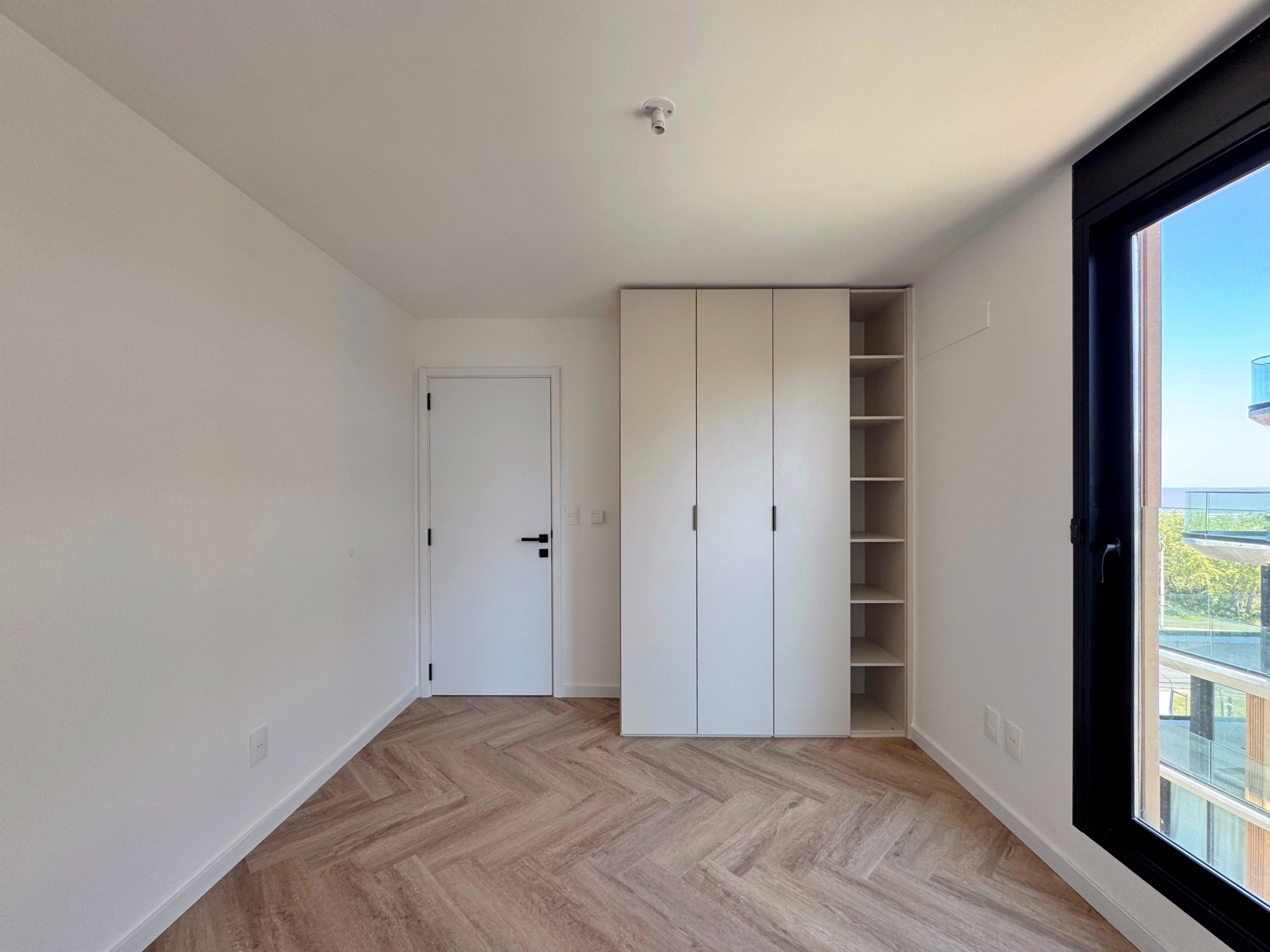 Apartamento De 1 Dormitorio En Alquiler En Barra De Carrasco - Unidad 505A - Costanera Village · Foto 7