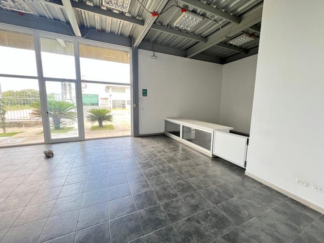 Bodega en arriendo en Villa Carolina, Barranquilla, 1466 m² · foto 11 de 24