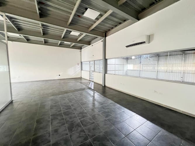 Bodega en arriendo en Villa Carolina, Barranquilla, 1466 m² · foto 21 de 24