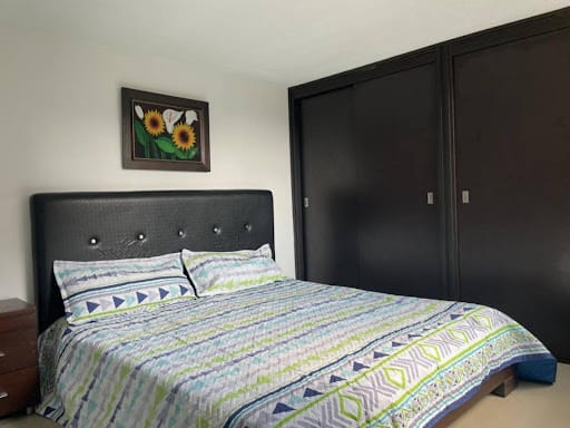 Apartaestudio en arriendo en Loma De Los Bernal, Medellín, 90 m² · foto 18 de 18