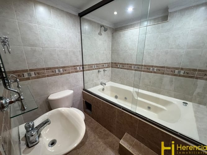 Apartamento en venta en Laureles, Medellín · foto 20 de 24