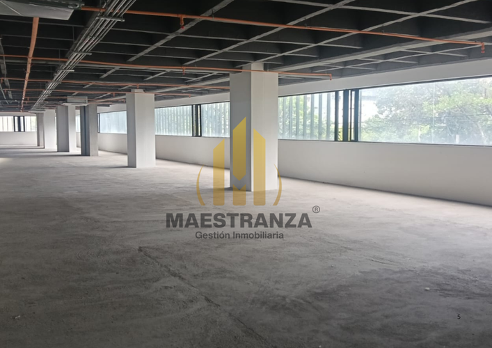 Oficina en arriendo en Santa Fe, Medellín, 757 m² · foto 5 de 5